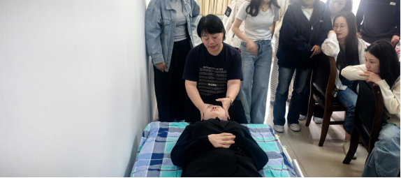 金阳县人民医院成功举办2026年中国工商银行兴农人才培训计划中医适宜技术与康复护理综合能力提升继续教育培训班(1)453.png